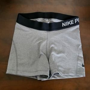 NWOT Nike Pro S gray shorts
